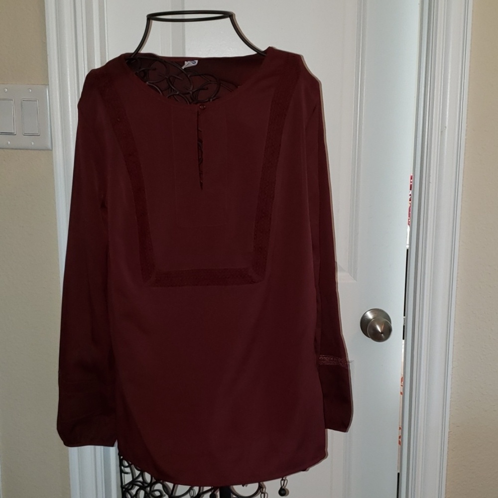 FINAL PRICE! Burgandy top